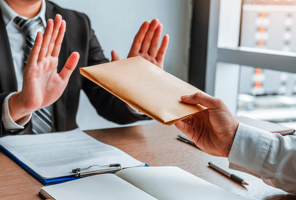 COMAD SC legal experts providing anti-corruption and corporate compliance services for infrastructure and energy companies in Mexico.